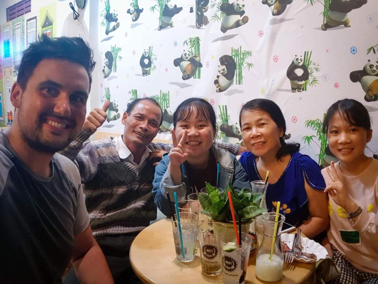 Happy Homestay 부온마투옷 외부 사진